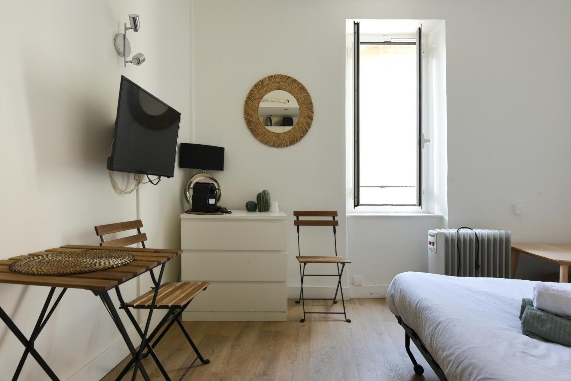 Studio Garrigue La Fare-les-Oliviers Esterno foto